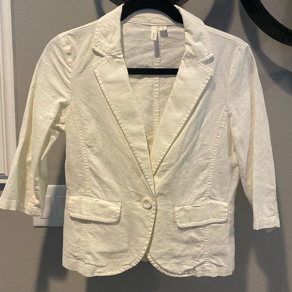 Small Linen 3/4 sleeve jacket